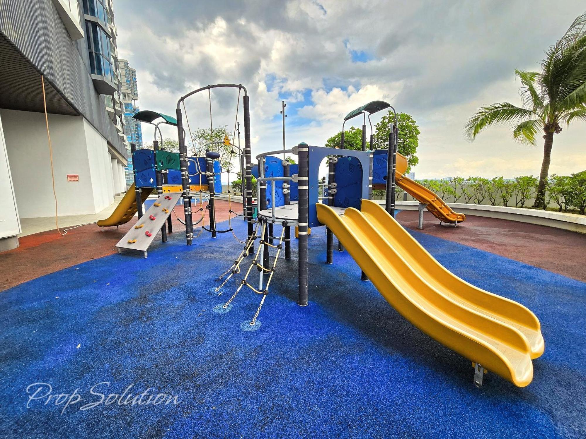 Loft Johor Bahru Legoland 6pax Apartment *